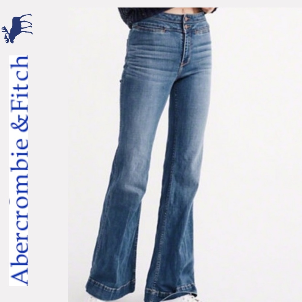 Vintage Y2K Abercrombie & Fitch Wide Leg Light Wash Jeans
